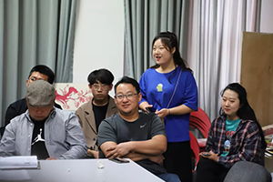 文化藝術(shù)管理學(xué)院與設(shè)計(jì)學(xué)院聯(lián)合開展主題黨日暨專業(yè)交流活動(dòng)